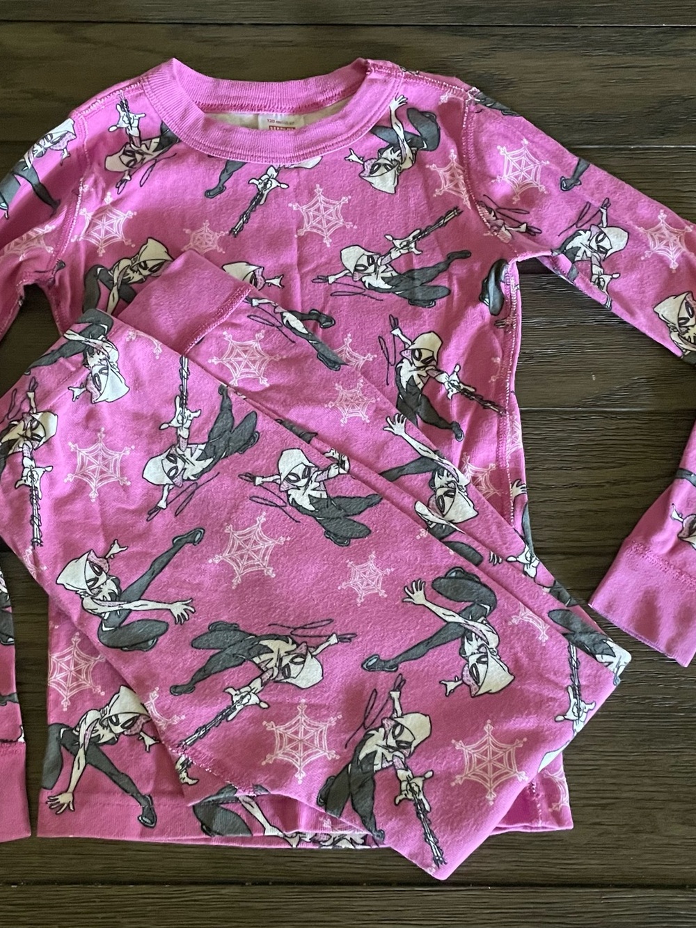 Hanna Andersson pajama set. Size 120 cm (6-7). Used condition. Pink Ghost Spider